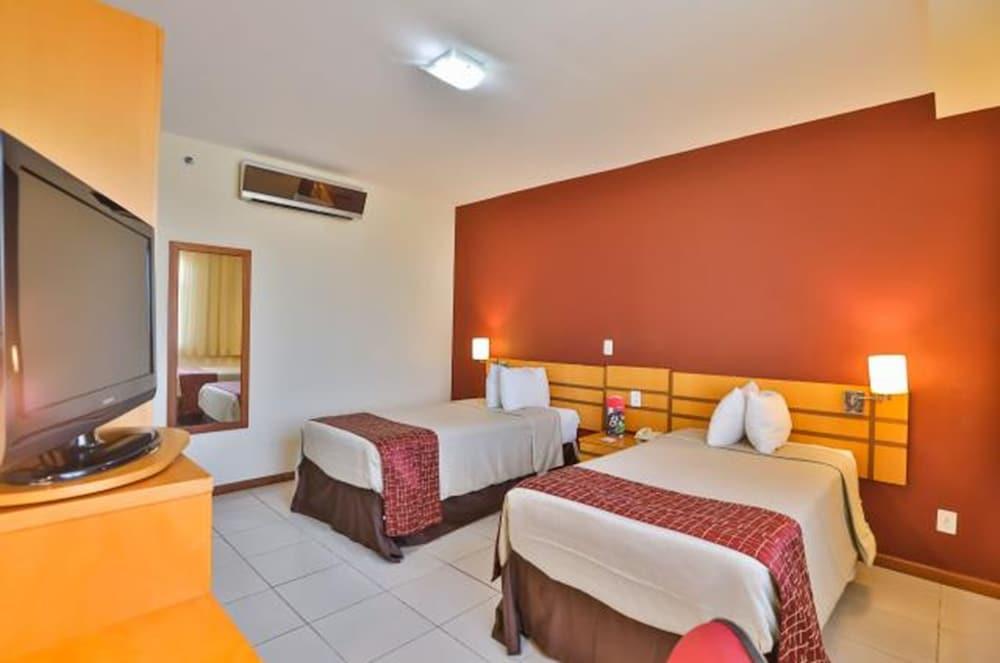 Vitoria Praia Hotel Kültér fotó